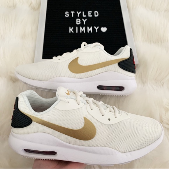 nike air max oketo women's running shoes